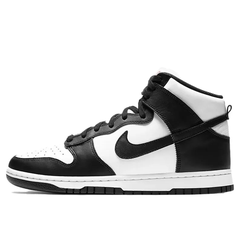 Sneakers Nike Dunk High femme blanc noir et rouge vue de profil