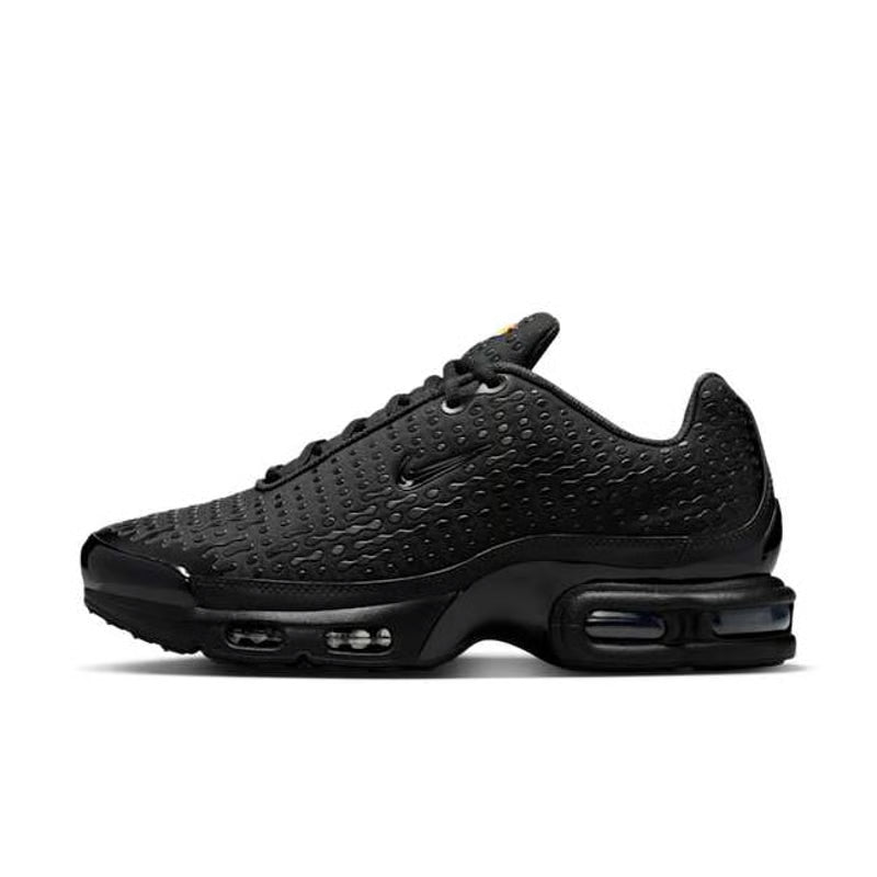 Nike Air Max Plus VII Triple Black vue latérale