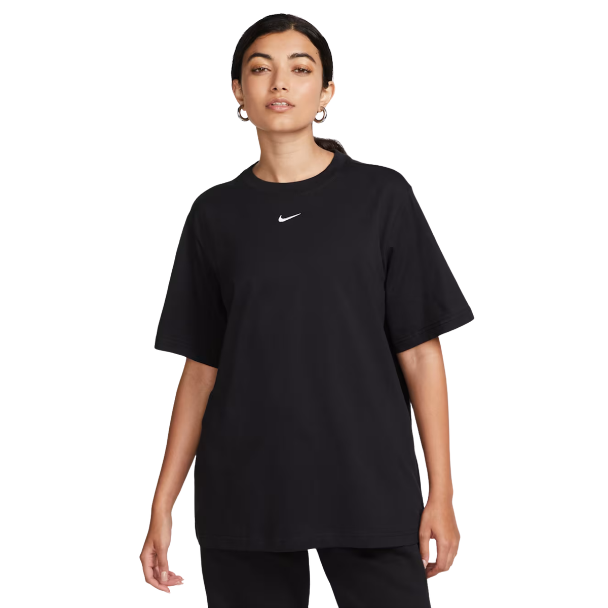 t-shirt nike sportswear essential femme noir porté face